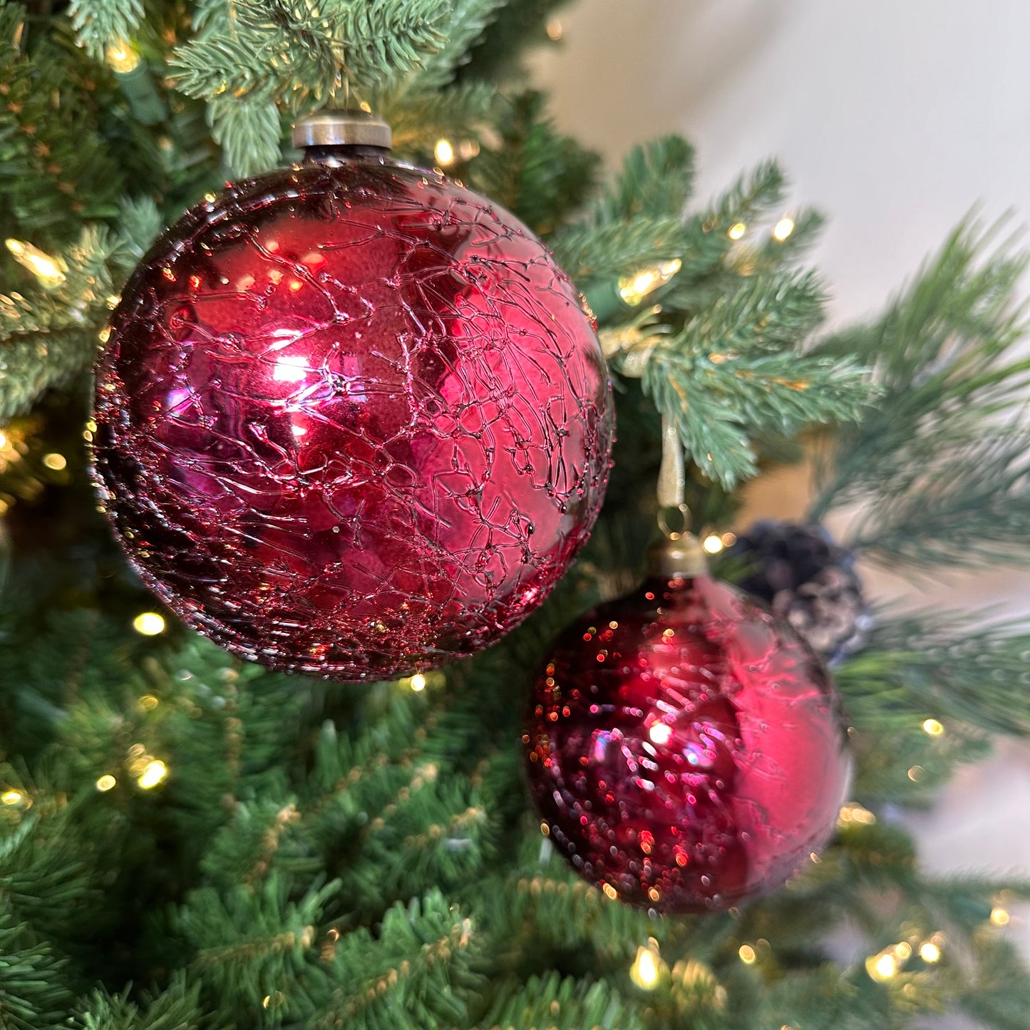 Set of 4 Scarlet Spun Glass Bauble Ornaments